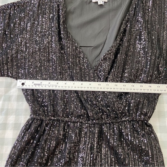 BB Dakota sequins shortall  black jumpsuit shorts onepiece V neck dark Academia - Picture 11 of 16